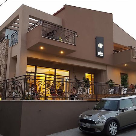 Aloe Apartments 아몰리아니 외부 사진